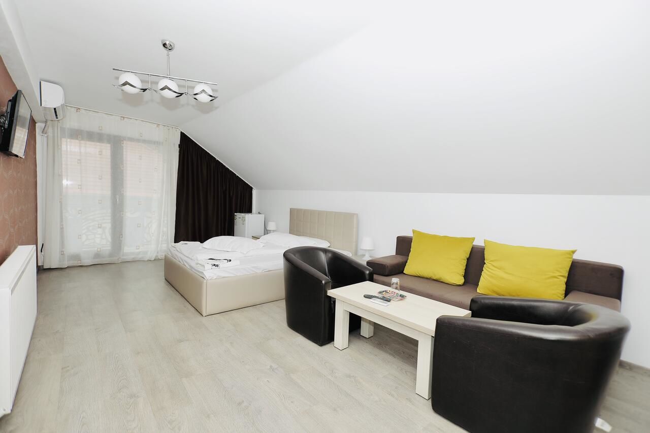 Гостевой дом Casa Golopența Бэиле-Еркулане-11